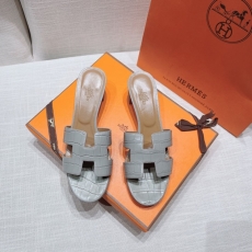 Hermes Slippers